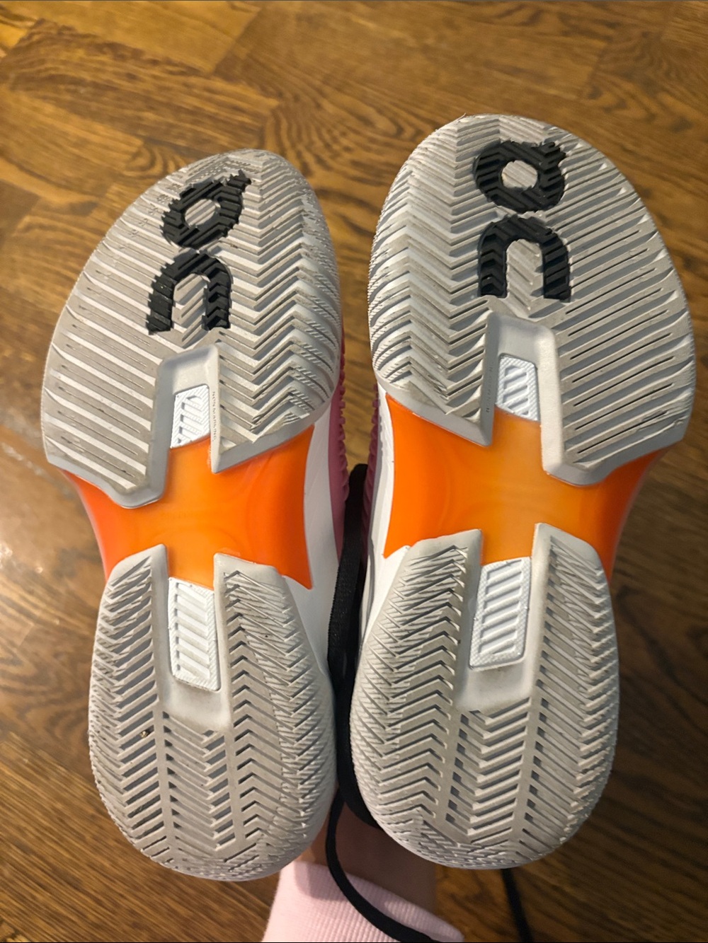 On Running Roger Pro Fire hard court Tennis Shoe - Picture 4 of 4